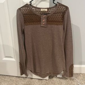 lizard thicket top